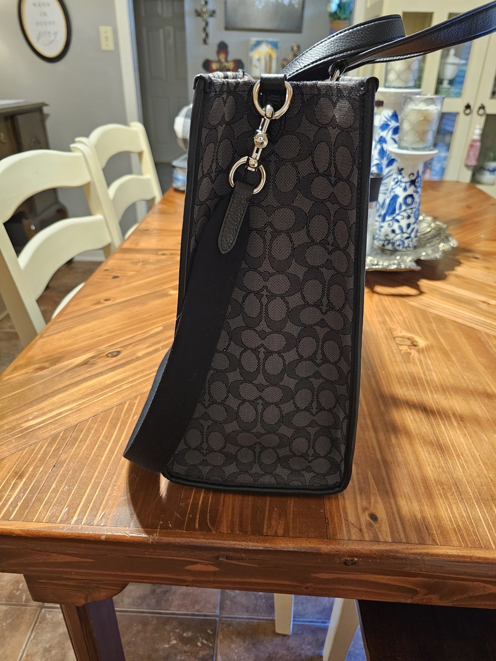 Coach Women’s Signature Canvas Tote in Charcoal with Black Trim - Picture 2 of 7